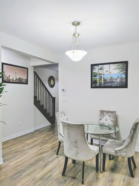 Photo 14 at 5 Fusilier Drive, Birchmount, Toronto