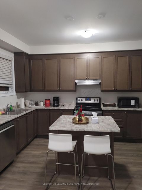 Photo 21 at 5 Fusilier Drive, Birchmount, Toronto
