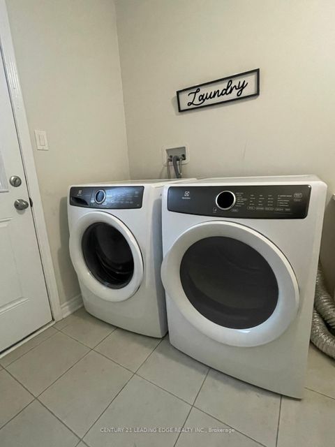 Photo 23 at 5 Fusilier Drive, Birchmount, Toronto