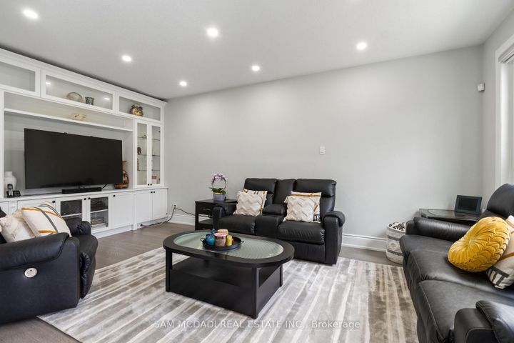 Photo 14 at 7516 Terragar Boulevard, Lisgar, Mississauga