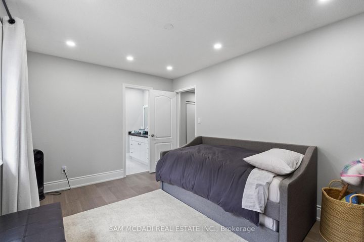 Photo 23 at 7516 Terragar Boulevard, Lisgar, Mississauga