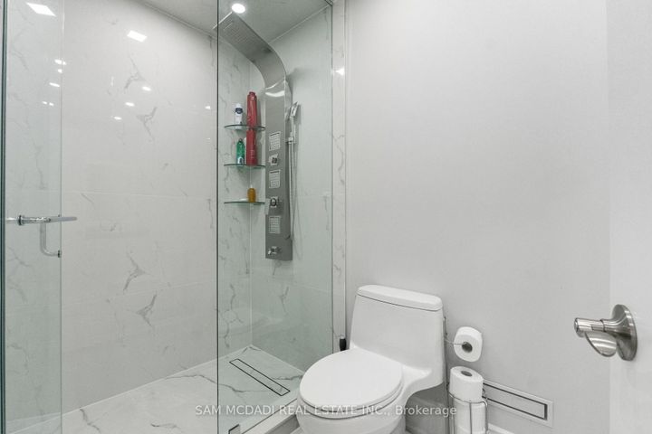 Photo 32 at 7516 Terragar Boulevard, Lisgar, Mississauga