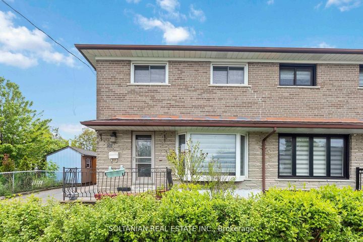 Photo 1 at 102 Elnathan Crescent, Humber Summit, Toronto
