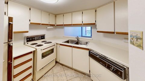 Photo 6 at 409 - 77 Maitland Place, South St. James Town, Toronto