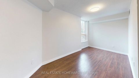 Photo 12 at 409 - 77 Maitland Place, South St. James Town, Toronto