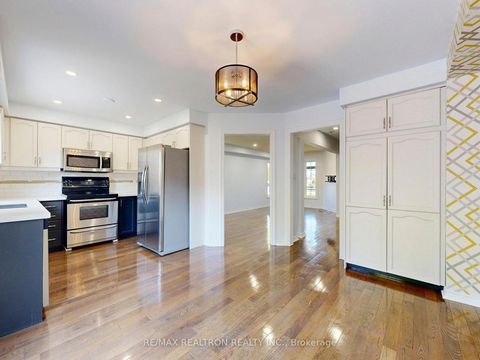Photo 20 at 558 Willowick Drive, Wyndham, Newmarket