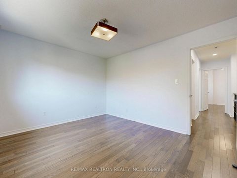 Photo 27 at 558 Willowick Drive, Wyndham, Newmarket