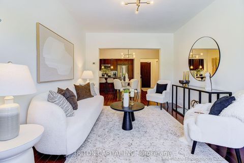 Photo 14 at 336 - 80 Burns Boulevard, King City, King