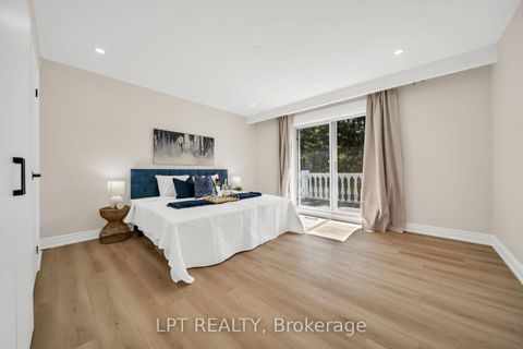 Photo 15 at 41 Keegan Crescent, York University Heights, Toronto