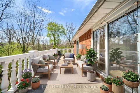 Photo 22 at 41 Keegan Crescent, York University Heights, Toronto