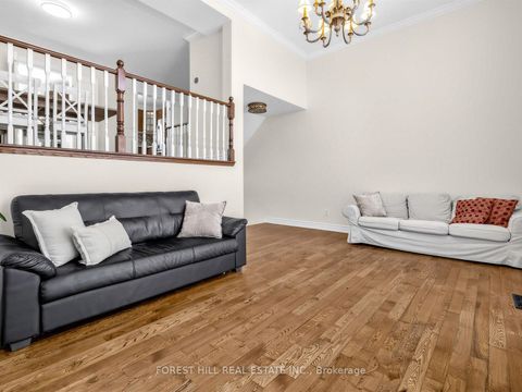 Photo 8 at 81 Scenic Mill Way, Windfields, Toronto