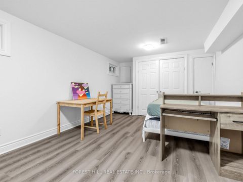 Photo 31 at 81 Scenic Mill Way, Windfields, Toronto