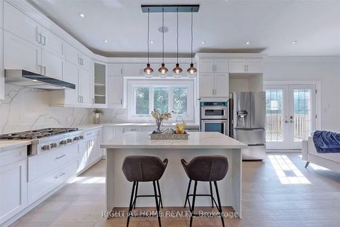 Photo 5 at 67 Scarborough Heights Boulevard, Cliffcrest, Toronto