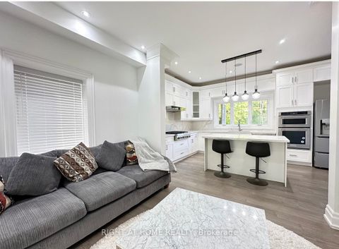 Photo 18 at 67 Scarborough Heights Boulevard, Cliffcrest, Toronto