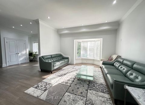 Photo 33 at 67 Scarborough Heights Boulevard, Cliffcrest, Toronto