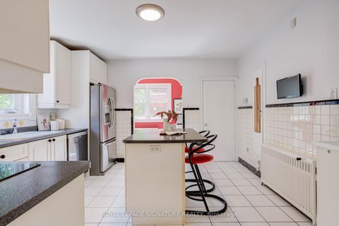 Photo 8 at 123 South Kingsway, Swansea, Toronto