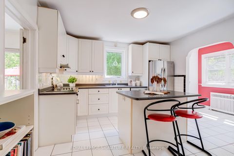 Photo 9 at 123 South Kingsway, Swansea, Toronto