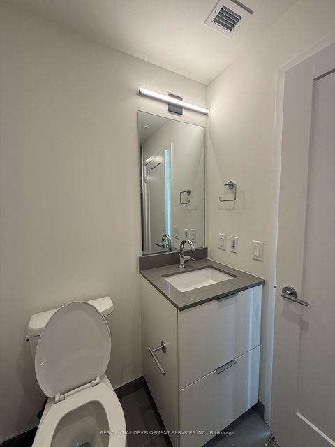 Photo 4 at 5007 - 89 Church Street, Yonge Corridor, Toronto
