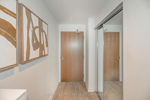 Photo 3 at 1616 - 1926 Lakeshore Boulevard W, South Parkdale, Toronto