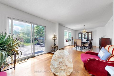 Photo 17 at 103 Heatherton Way, Yorkhill, Vaughan