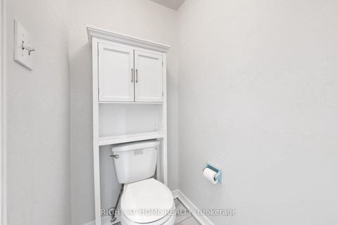 Photo 36 at 103 Heatherton Way, Yorkhill, Vaughan