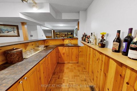 Photo 41 at 103 Heatherton Way, Yorkhill, Vaughan