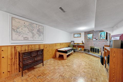 Photo 43 at 103 Heatherton Way, Yorkhill, Vaughan