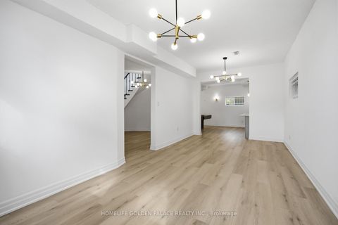 Photo 23 at 394 Patricia Avenue, Newtonbrook West, Toronto