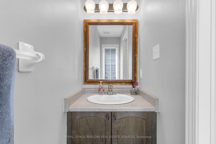 Photo 13 at 16 - 7 Southside Place, Mountview, Hamilton
