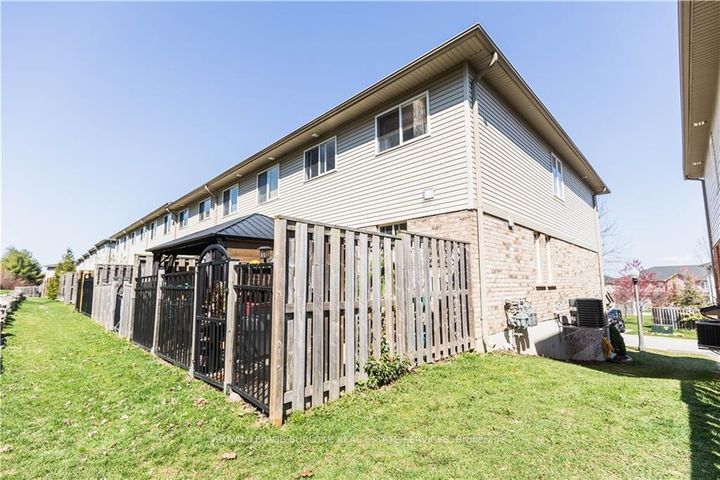 Photo 33 at 16 - 7 Southside Place, Mountview, Hamilton