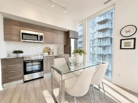 Photo 5 at 1004 - 28 Wellesley Street E, Yonge Corridor, Toronto