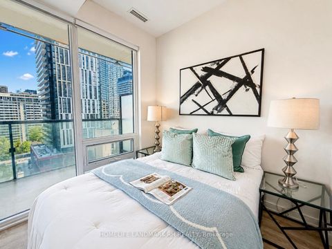 Photo 11 at 1004 - 28 Wellesley Street E, Yonge Corridor, Toronto