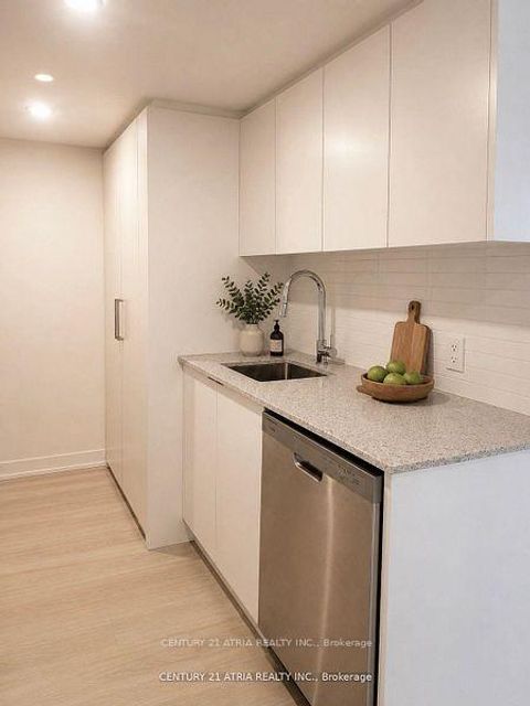 Photo 10 at 519 - 500 Wilson Avenue, Clanton Park, Toronto