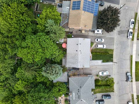 Photo 6 at 121 Saint Lucie Drive, Humbermede, Toronto