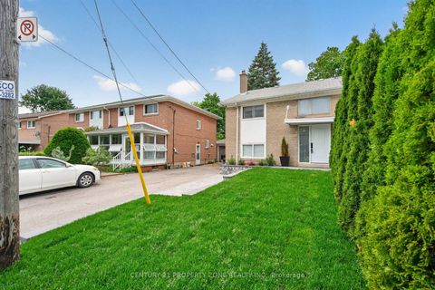 Photo 9 at 121 Saint Lucie Drive, Humbermede, Toronto