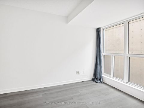 Photo 24 at 1601 - 8 Park Road, Moore Park, Toronto