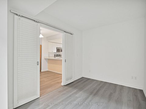 Photo 27 at 1601 - 8 Park Road, Moore Park, Toronto
