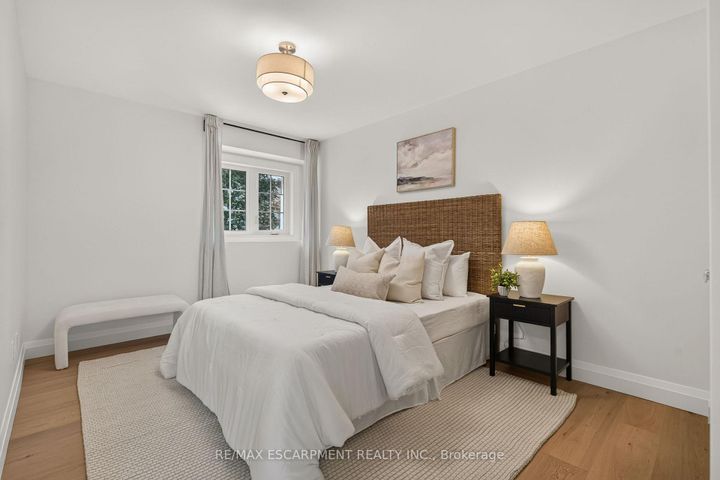 Photo 27 at 1 - 3333 New Street, Roseland, Burlington