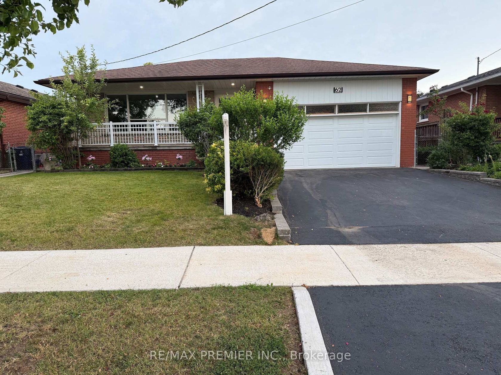62 Keegan Crescent, York University Heights, Toronto 