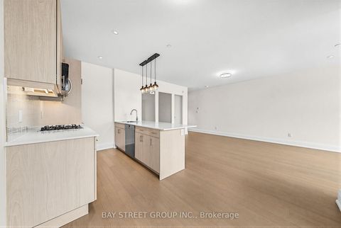 Photo 9 at 208 - 365 Beech Avenue, The Beaches, Toronto