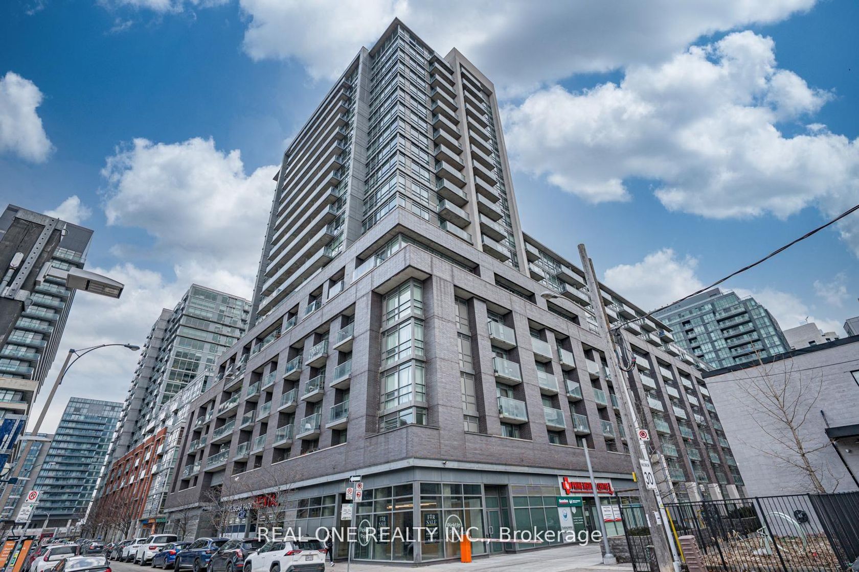 846 - 68 Abell Street, Little Portugal, Toronto photo 6