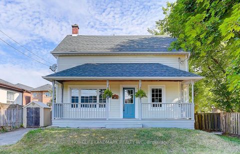 Photo 3 at 115 Crosby Avenue, Crosby, Richmond Hill