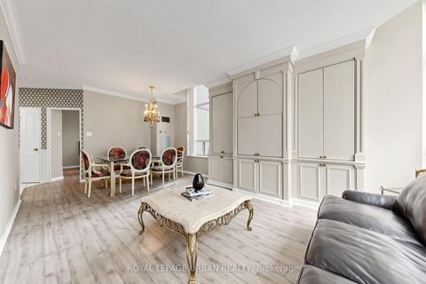 Photo 9 at 110 - 11 Townsgate Drive, Yorkhill, Vaughan