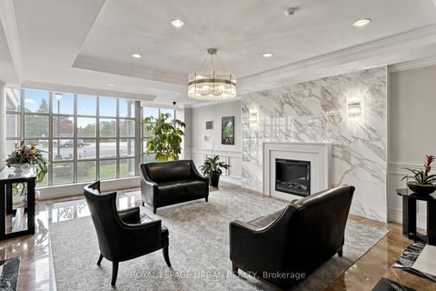 Photo 34 at 110 - 11 Townsgate Drive, Yorkhill, Vaughan