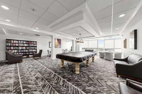Photo 38 at 110 - 11 Townsgate Drive, Yorkhill, Vaughan