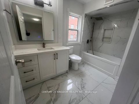 Photo 11 at 132 Old Harwood Avenue, Central, Ajax