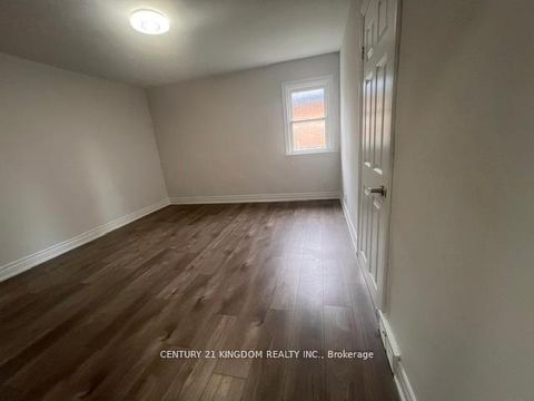 Photo 12 at 132 Old Harwood Avenue, Central, Ajax