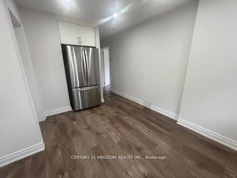 Photo 17 at 132 Old Harwood Avenue, Central, Ajax