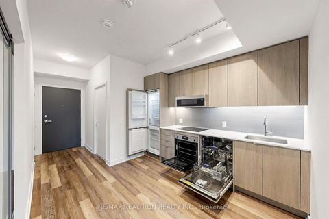 Photo 15 at 701 - 250 Lawrence Avenue W, Lawrence Park North, Toronto