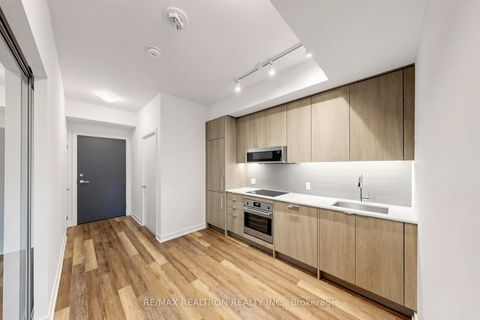 Photo 16 at 701 - 250 Lawrence Avenue W, Lawrence Park North, Toronto